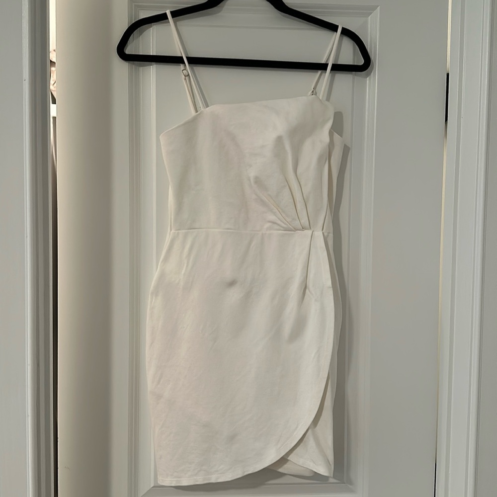 Lulu’s white pleated bodycon dress- small